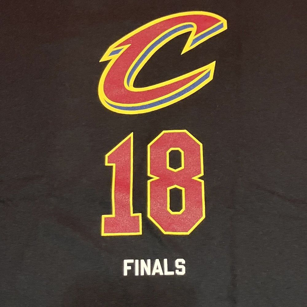 Cleveland Cavaliers 18 Finals The Land Men's Size X-Large‎ T-Shirt NBA Gildan XL
